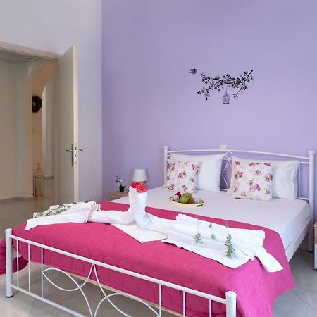 Villa Tonia Parasporos Bagian luar foto