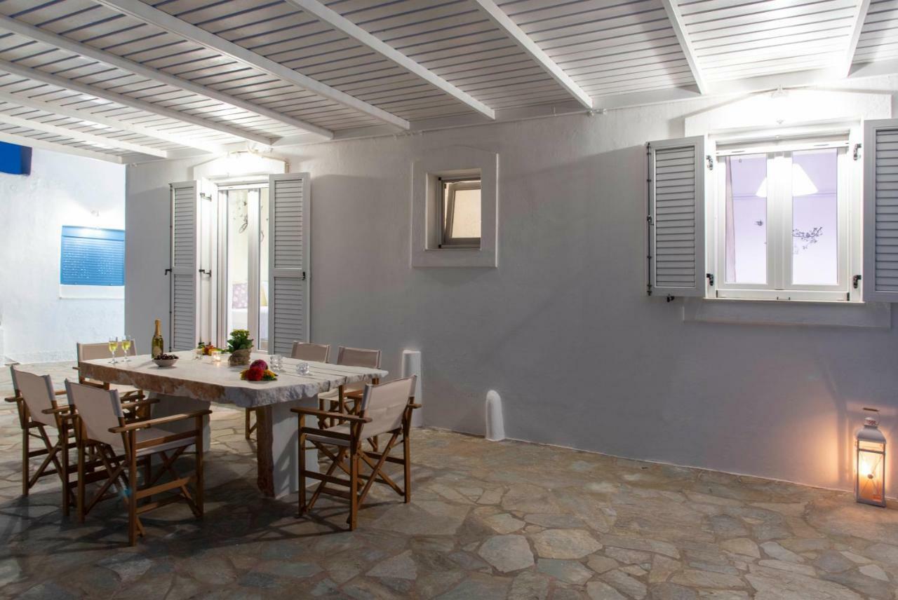 Villa Tonia Parasporos Bagian luar foto