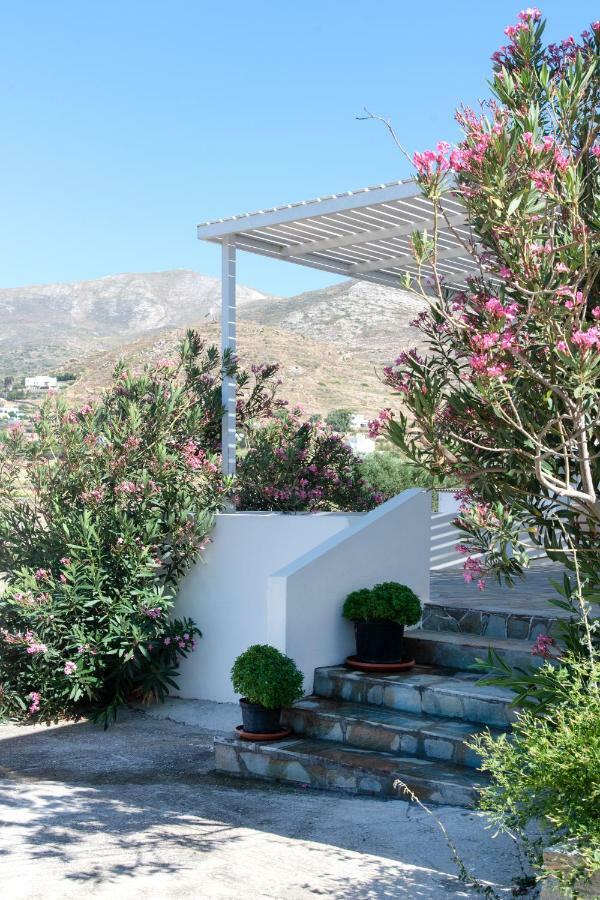 Villa Tonia Parasporos Bagian luar foto