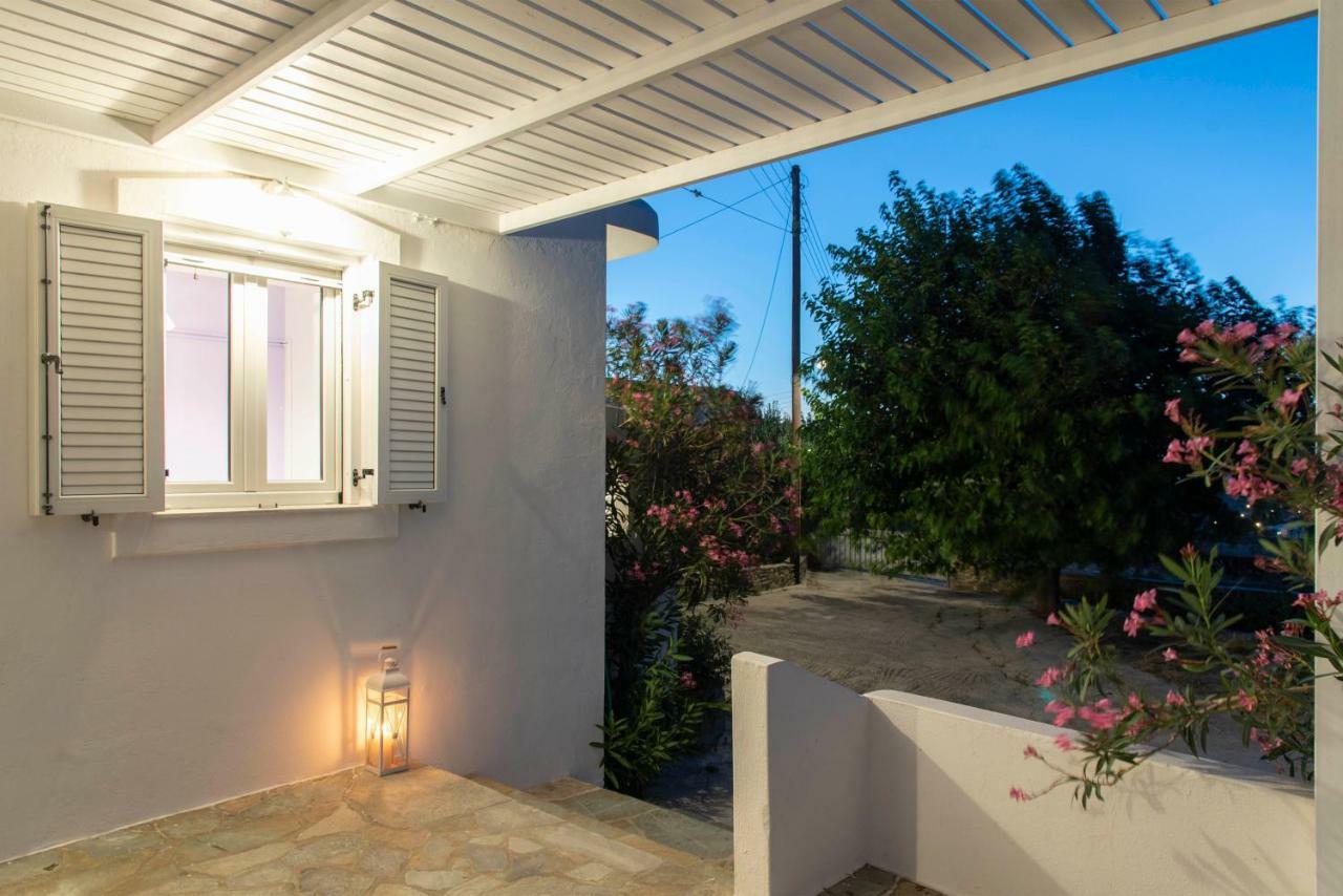 Villa Tonia Parasporos Bagian luar foto
